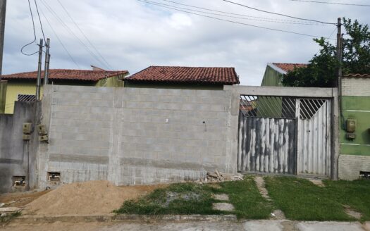 Casa de 2 quartos com quintal em Macafé, Serra, ES