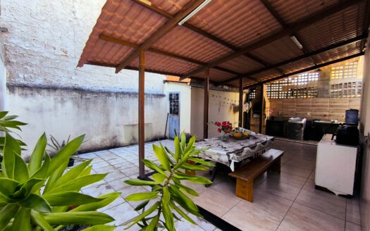 Casa 3 qts, suite e área gourmet em Barcelona, Serra, ES