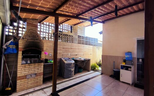 Casa 3 qts, suite e área gourmet em Barcelona, Serra, ES