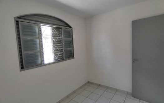 Casa individual 2 qts ótima localização em Barcelona, Serra, ES