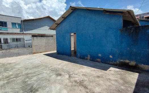 Casa individual 2 qts ótima localização em Barcelona, Serra, ES